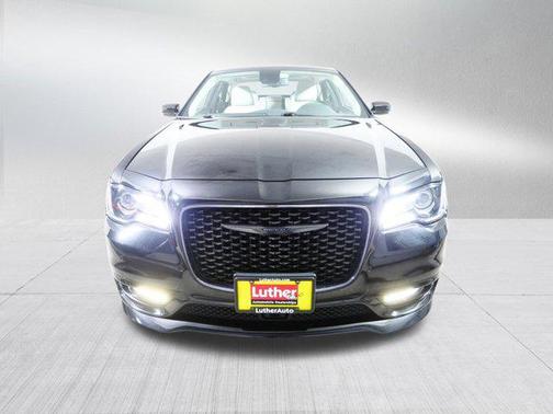 2023 Chrysler 300 Touring