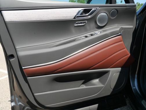 Makalu Gray 2026 Genesis GV80 3.5T