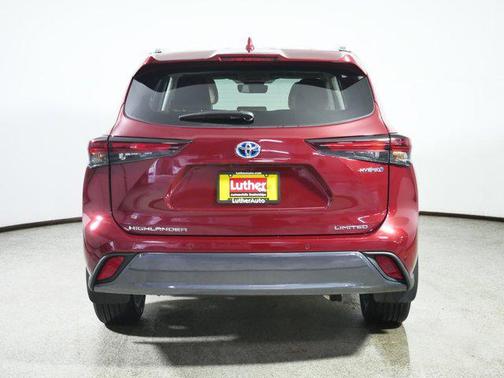 2024 Toyota Highlander Hybrid Limited