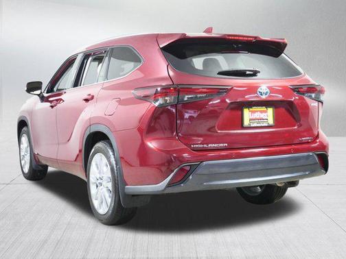 2024 Toyota Highlander Hybrid Limited