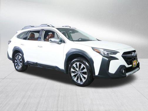 2023 Subaru Outback Touring