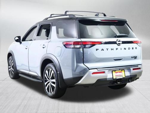 Solid Gray/Super Black 2024 Nissan Pathfinder Platinum 4WD