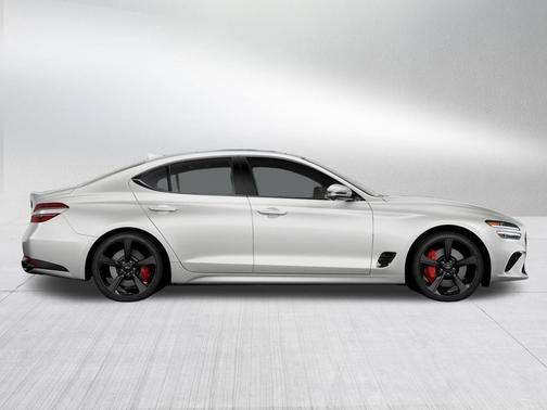 Uyuni White 2026 Genesis G70 3.3T AWD Sport Prestige