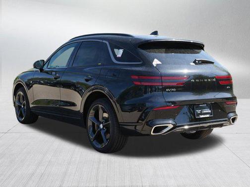 Vik Black 2026 Genesis GV70 2.5T Sport Prestige