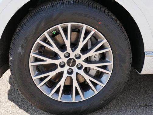2025 Genesis GV80 2.5T