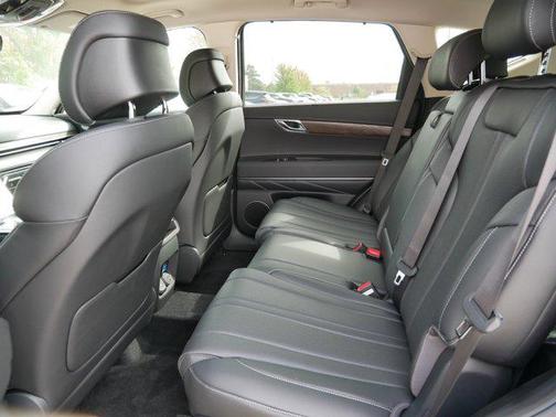 2026 Genesis GV80 2.5T