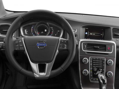 2015 Volvo V60 Cross Country T5