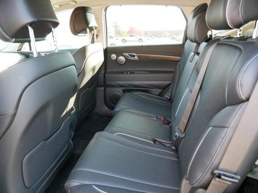 2026 Genesis GV80 2.5T Advanced