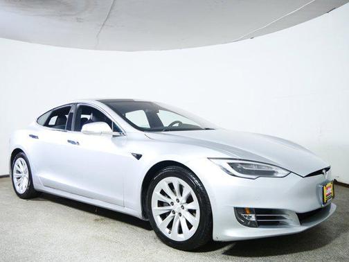 2017 Tesla Model S 90D