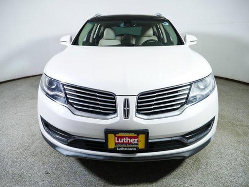 White Platinum Metallic Tri-Coat 2016 Lincoln MKX Reserve