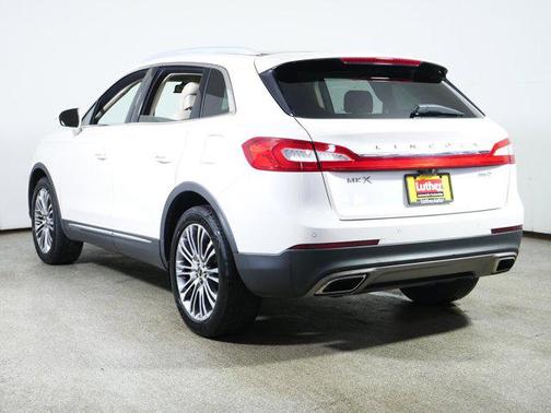 White Platinum Metallic Tri-Coat 2016 Lincoln MKX Reserve
