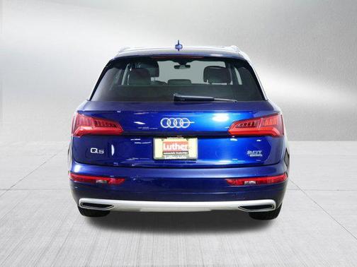 Blue 2018 Audi Q5 2.0T Premium
