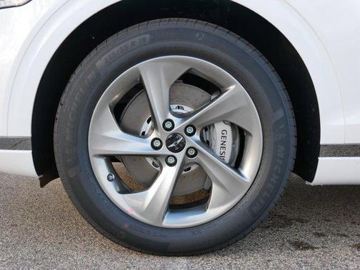 2026 Genesis GV70 2.5T