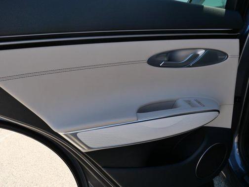 Ceres Blue 2026 Genesis GV70 2.5T Advanced