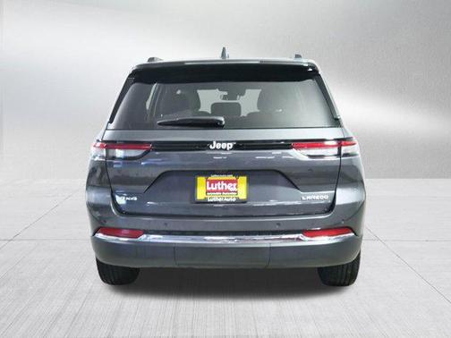 2024 Jeep Grand Cherokee Laredo