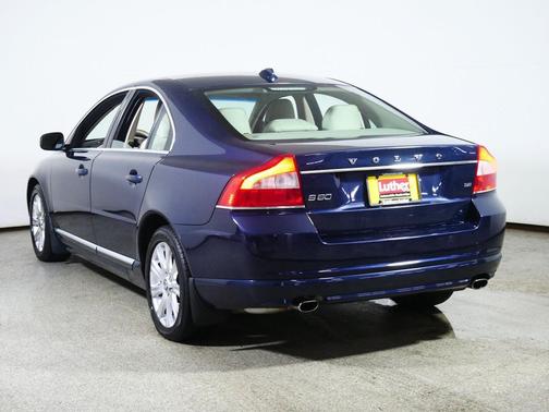 Black Stone 2010 Volvo S80 I6