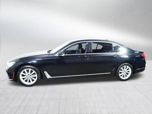 2017 BMW 740 740i