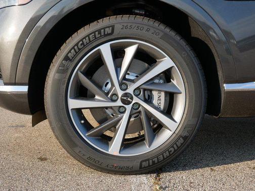 2026 Genesis GV80 2.5T