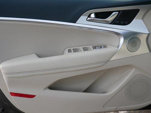 2026 Genesis G70 2.5T AWD Prestige