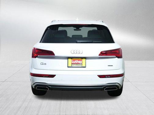 2022 Audi Q5 45 S line Premium Plus