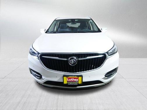 White Frost Tricoat 2018 Buick Enclave Premium