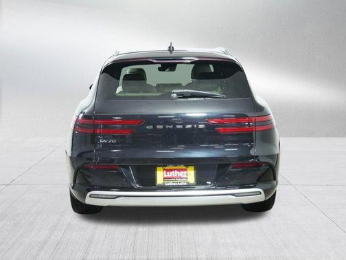 2024 Genesis Electrified GV70 Advanced AWD