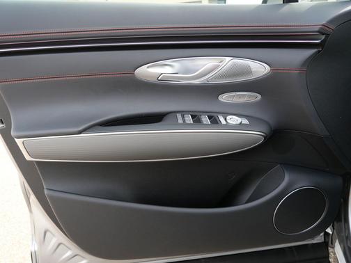 Savile Silver 2027 Genesis GV70 2.5T Sport Prestige