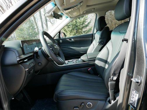 2025 Genesis GV80 2.5T