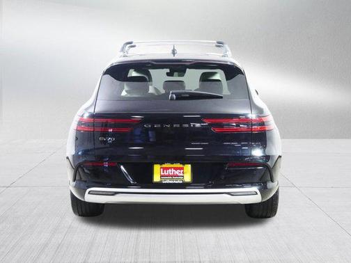 2025 Genesis Electrified GV70 Advanced AWD