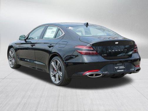 2025 Genesis G70 2.5T AWD