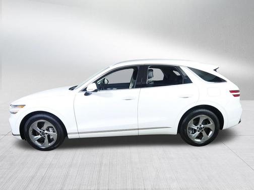 Uyuni White 2026 Genesis GV70 2.5T Select
