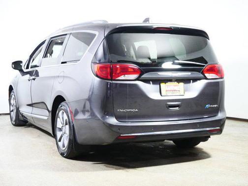 2018 Chrysler Pacifica Hybrid Limited