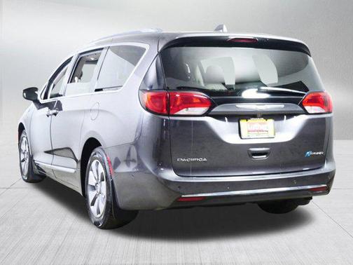 2018 Chrysler Pacifica Hybrid Limited