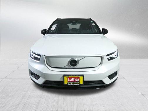 2021 Volvo XC40 Recharge Pure Electric P8