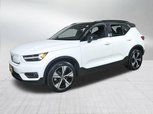 2021 Volvo XC40 Recharge Pure Electric P8