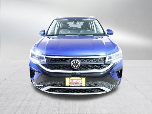 Dusk Blue Metallic 2023 Volkswagen Taos 1.5T SE