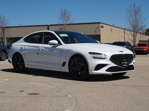 Uyuni White 2026 Genesis G70 3.3T AWD Sport Prestige