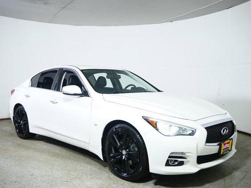 2015 INFINITI Q50 Premium