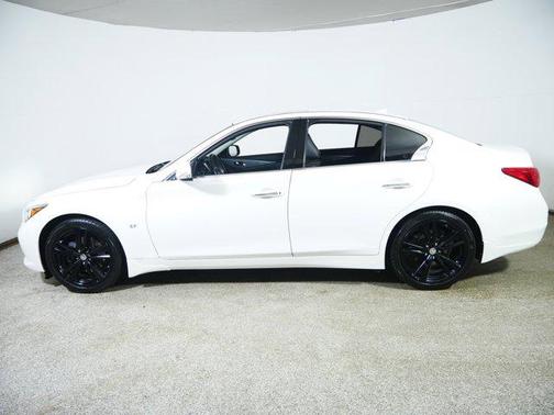 2015 INFINITI Q50 Premium