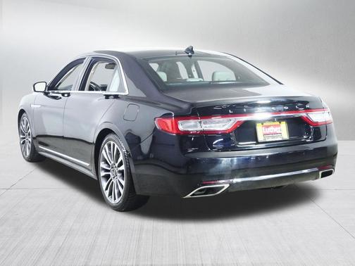 Black Velvet 2018 Lincoln Continental Reserve