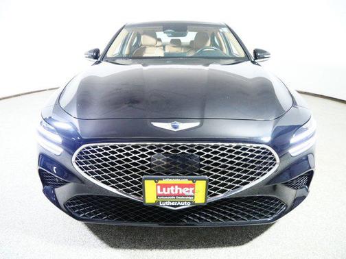 2022 Genesis G70 2.0T AWD