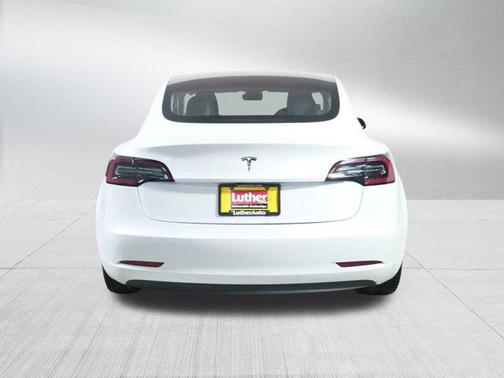 2018 Tesla Model 3 Mid Range