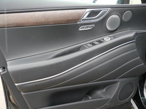 Vik Black 2026 Genesis GV80 2.5T