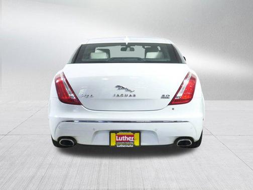 2013 Jaguar XJ L Portfolio