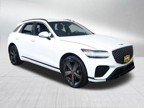 Uyuni White 2023 Genesis GV70 2.5T AWD