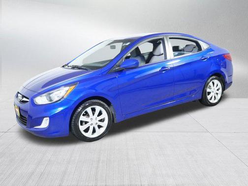 2012 Hyundai Accent GLS