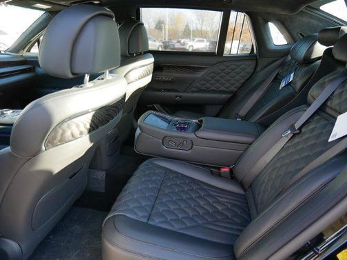 2026 Genesis G90 e-SC Prestige Black