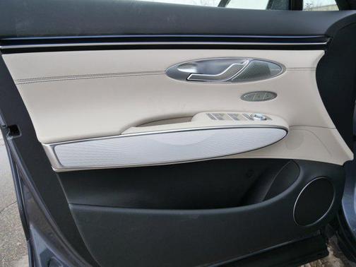 2026 Genesis GV70 2.5T Advanced