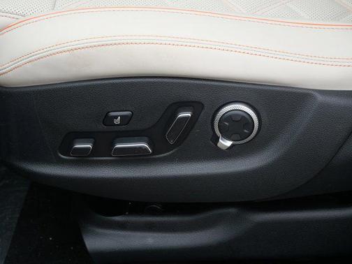 Vik Black 2026 Genesis GV70 3.5T Sport Prestige