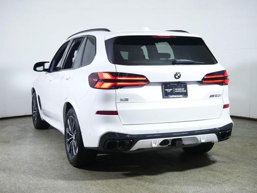 Mineral White Metallic 2025 BMW X5 M60i